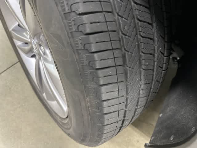 2023 Acura MDX photo 29 of 32