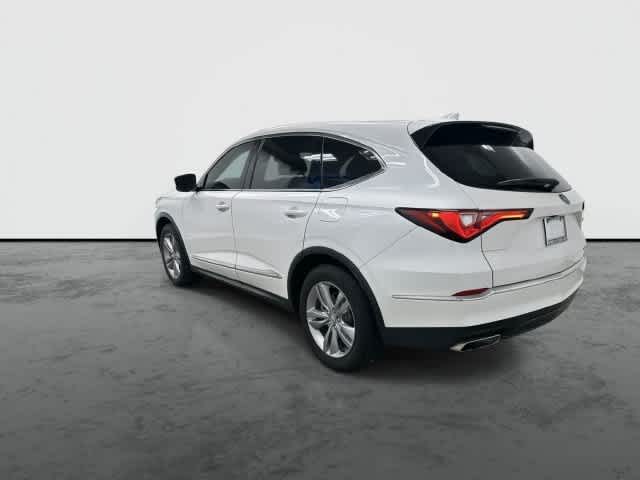 2023 Acura MDX photo 2 of 32