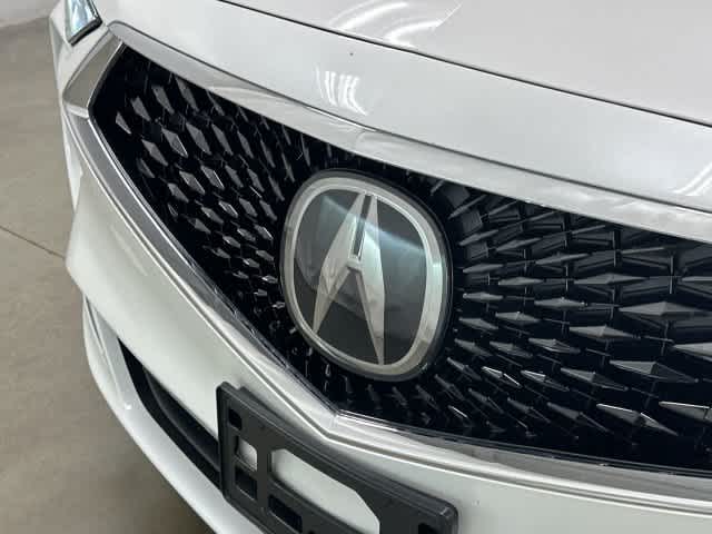 2023 Acura MDX photo 30 of 32
