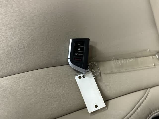 2023 Acura MDX photo 32 of 32