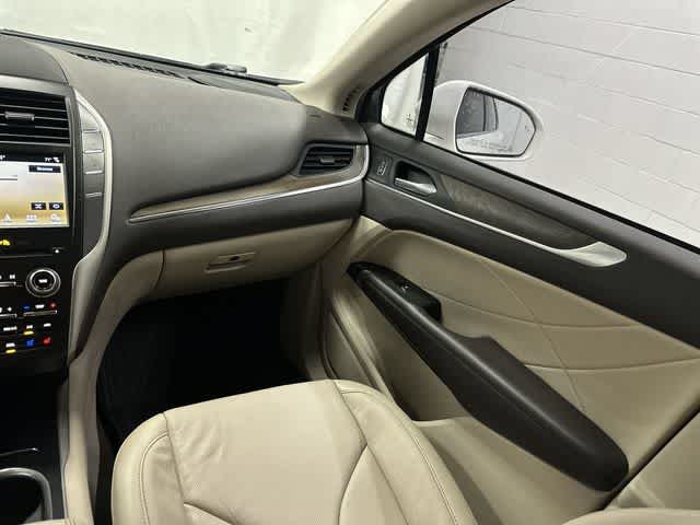 2019 Lincoln MKC Reserve White Platinum Metallic Tri-Coat at Baytown Ford