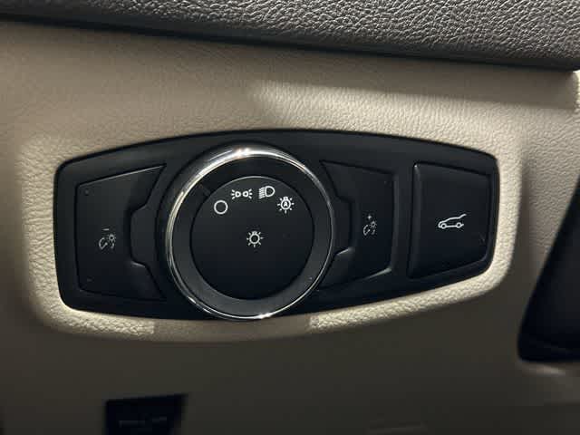 2019 Lincoln MKC Reserve White Platinum Metallic Tri-Coat at Baytown Ford