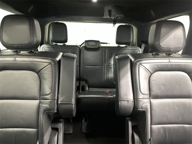 2024 Lincoln Navigator Reserve Infinite Black Metallic Clearcoat at Texan GMC Buick