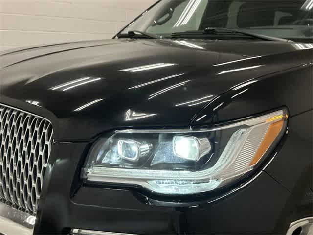 2024 Lincoln Navigator Reserve Infinite Black Metallic Clearcoat at Texan GMC Buick