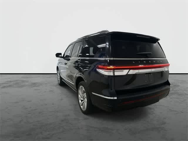2024 Lincoln Navigator Reserve Infinite Black Metallic Clearcoat at Texan GMC Buick