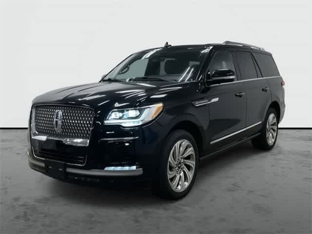 2024 Lincoln Navigator Reserve Infinite Black Metallic Clearcoat at Texan GMC Buick