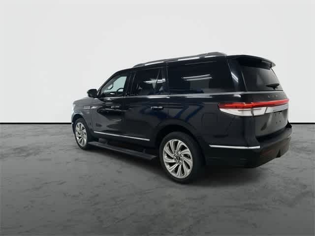 2024 Lincoln Navigator Reserve Infinite Black Metallic Clearcoat at Texan GMC Buick