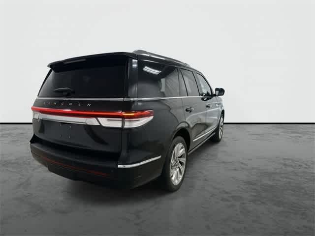 2024 Lincoln Navigator Reserve Infinite Black Metallic Clearcoat at Texan GMC Buick