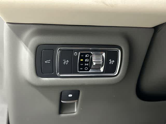 2025 Lincoln Nautilus Premiere Silver Radiance Metallic Clearcoat at AutoNation USA Houston