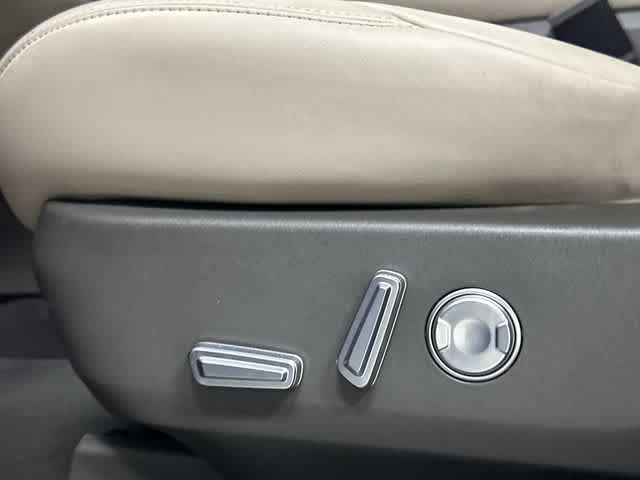 2025 Lincoln Nautilus Premiere Silver Radiance Metallic Clearcoat at AutoNation USA Houston