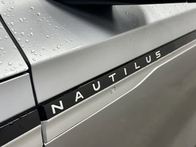 2025 Lincoln Nautilus Premiere Silver Radiance Metallic Clearcoat at AutoNation USA Houston