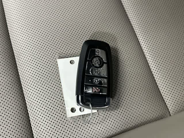2025 Lincoln Nautilus Premiere Silver Radiance Metallic Clearcoat at AutoNation USA Houston
