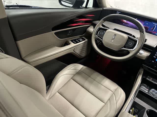 2025 Lincoln Nautilus Premiere Silver Radiance Metallic Clearcoat at AutoNation USA Houston