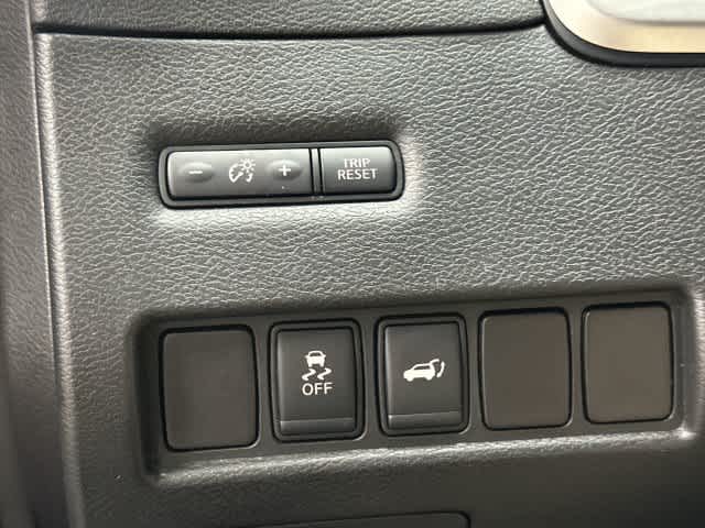 2016 Nissan Murano SL Magnetic Black Metallic at HGreg Houston