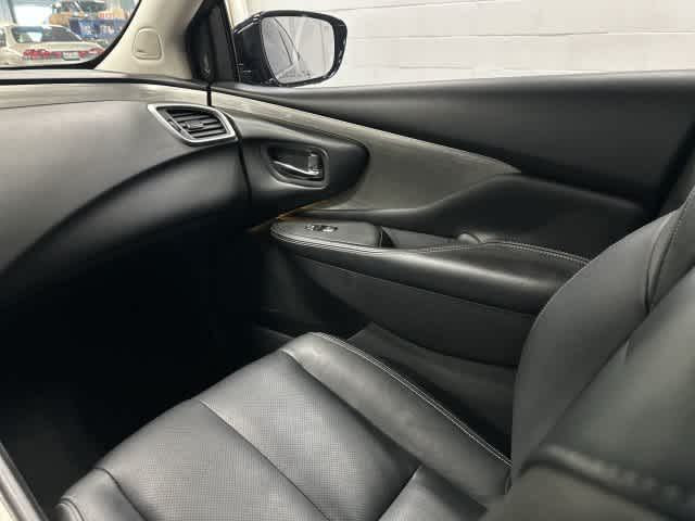 2016 Nissan Murano SL Magnetic Black Metallic at HGreg Houston