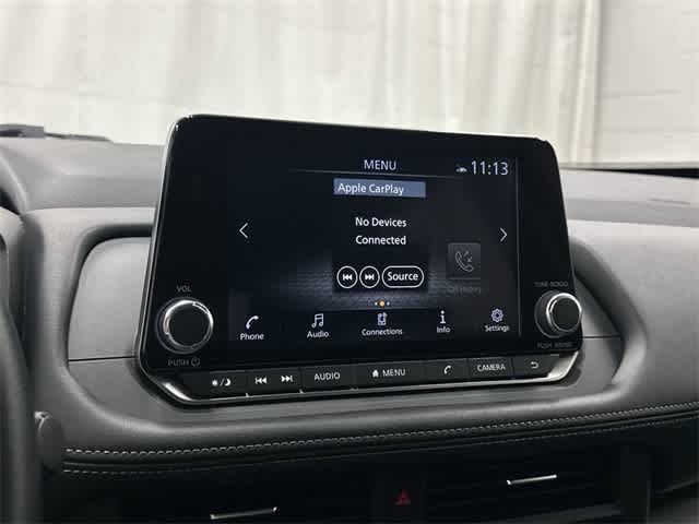 2024 Nissan Rogue SV Everest White Pearl at Sterling McCall Nissan