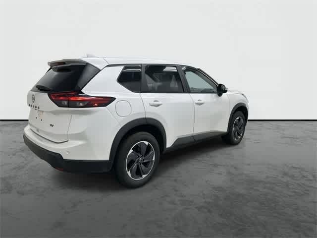 2024 Nissan Rogue SV Everest White Pearl at Sterling McCall Nissan