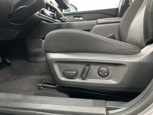 2024 Nissan Rogue SV Gun Metallic at Price LeBlanc Nissan