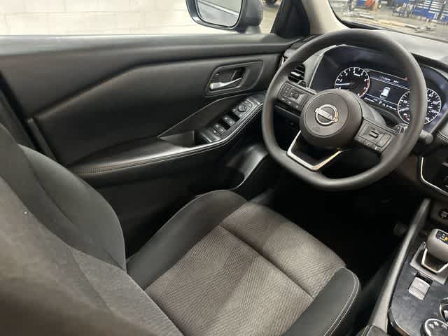 2024 Nissan Rogue SV Gun Metallic at Price LeBlanc Nissan