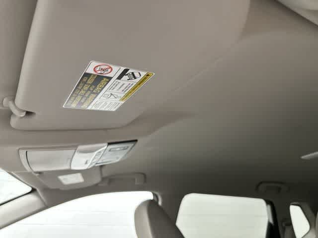 2024 Nissan Rogue SV Everest White Pearl at Sterling McCall Nissan