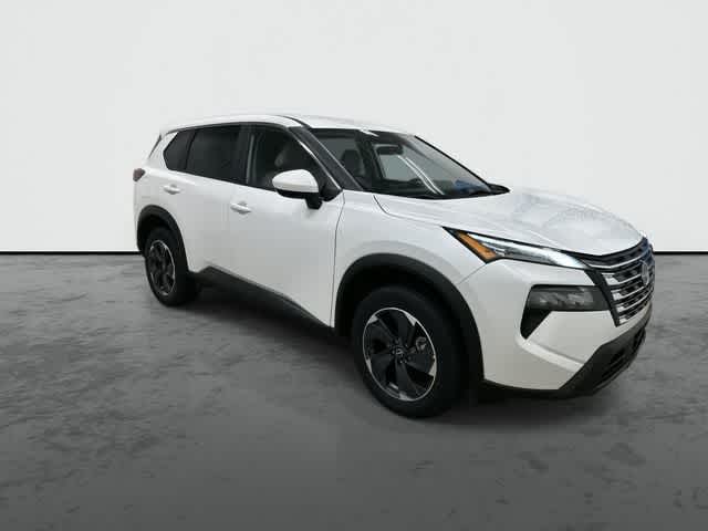 2024 Nissan Rogue SV Everest White Pearl at Sterling McCall Nissan
