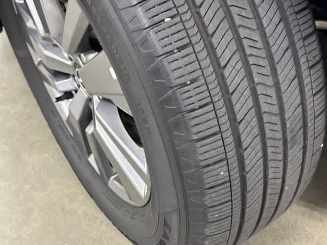 2025 Nissan Pathfinder SV Everest White Pearl Tricoat at Sterling McCall Nissan