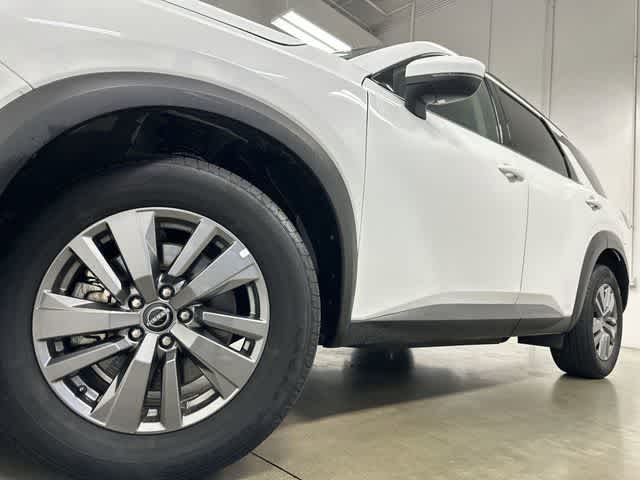 2025 Nissan Pathfinder SV Everest White Pearl Tricoat at Sterling McCall Nissan