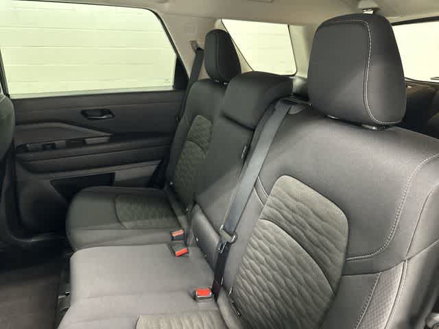 2025 Nissan Pathfinder SV Everest White Pearl Tricoat at Sterling McCall Nissan