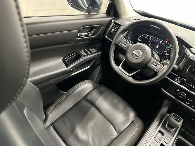 2023 Nissan Pathfinder SL Super Black at Sterling McCall Nissan