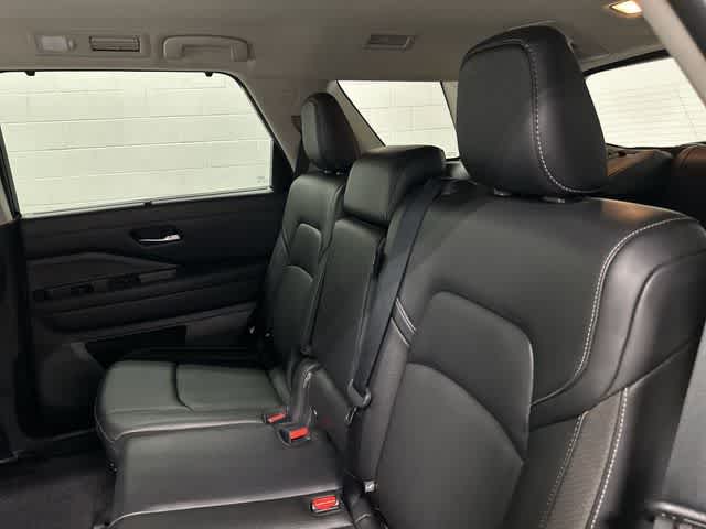 2023 Nissan Pathfinder SL Super Black at Sterling McCall Nissan