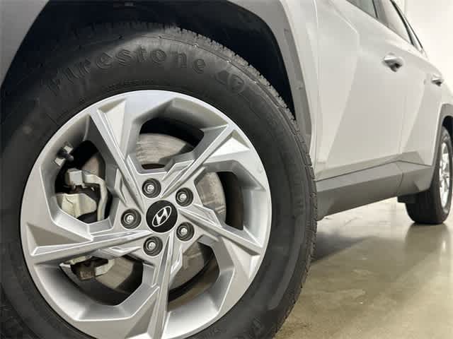 2024 Hyundai Tucson SEL Shimmering Silver at Turner Chevrolet