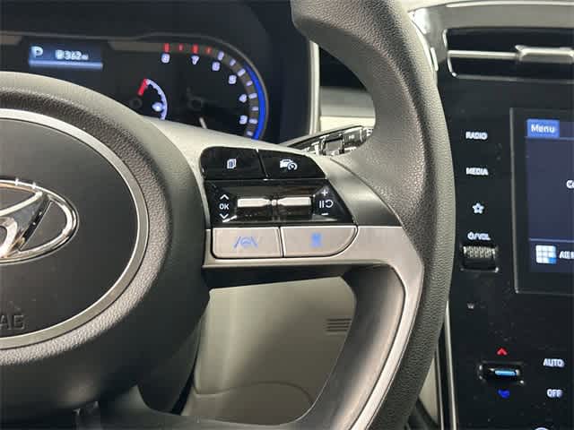 2024 Hyundai Tucson SEL Shimmering Silver at Turner Chevrolet