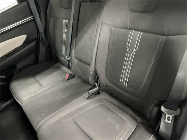 2024 Hyundai Tucson SEL Shimmering Silver at Turner Chevrolet