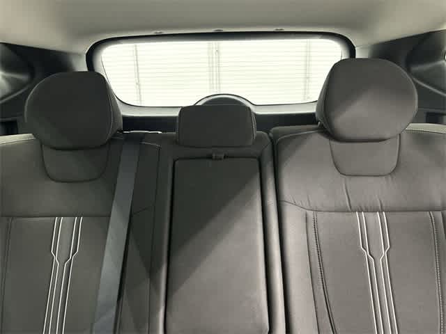 2024 Hyundai Tucson SEL Shimmering Silver at Turner Chevrolet