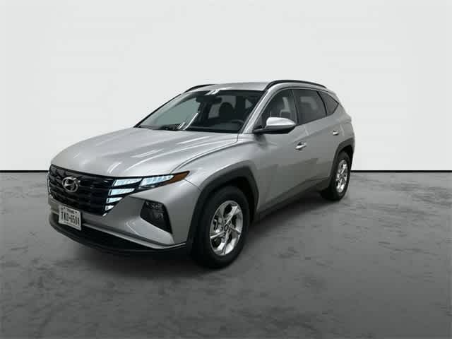 2024 Hyundai Tucson SEL Shimmering Silver at Turner Chevrolet