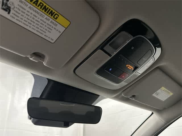 2024 Hyundai Tucson SEL Shimmering Silver at Turner Chevrolet