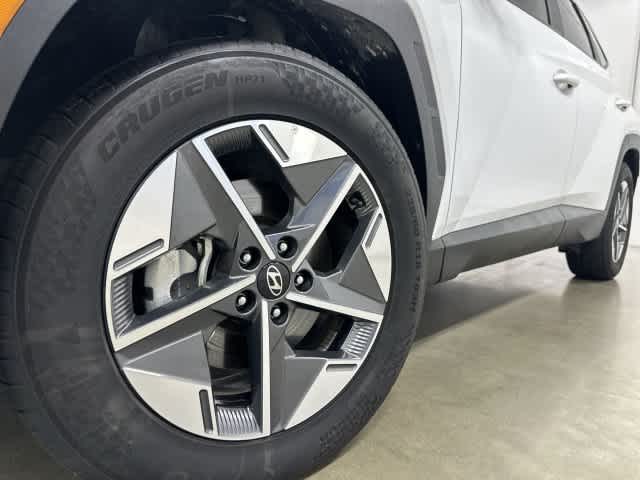 2025 Hyundai Tucson photo 28 of 32