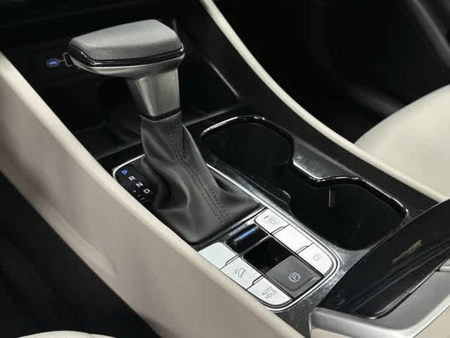 2025 Hyundai Tucson photo 24 of 32