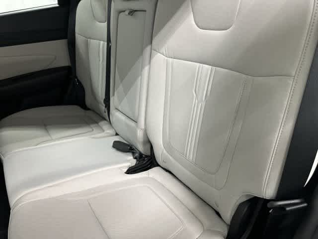 2025 Hyundai Tucson photo 11 of 32