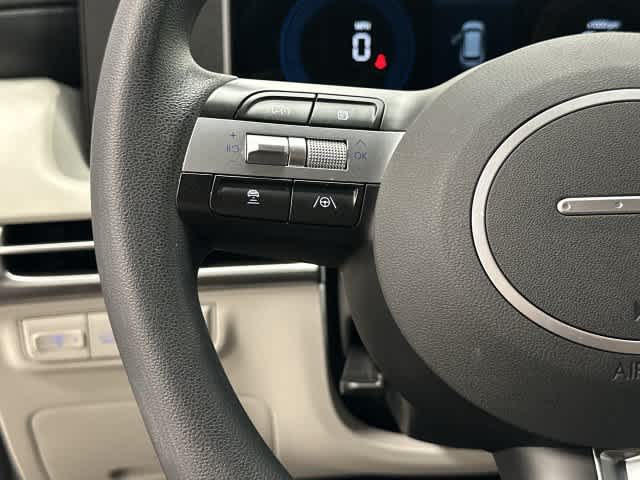 2025 Hyundai Tucson photo 17 of 32