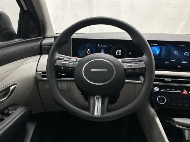 2025 Hyundai Tucson photo 15 of 32
