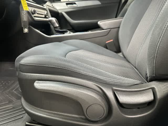 2018 Hyundai Sonata photo 26 of 32