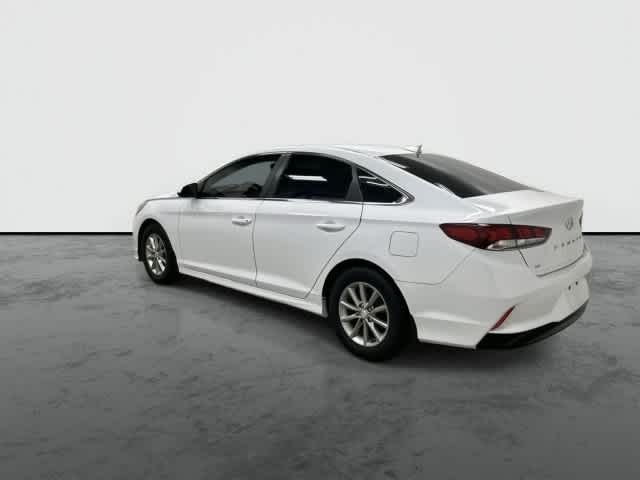 2018 Hyundai Sonata photo 9 of 32