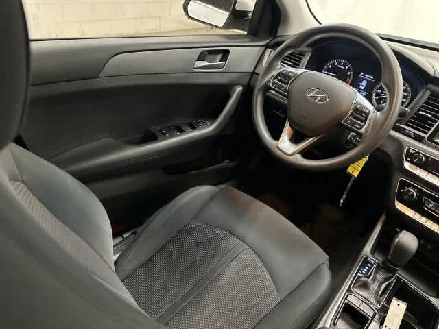 2018 Hyundai Sonata photo 12 of 32