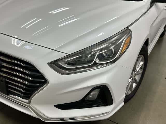 2018 Hyundai Sonata photo 31 of 32