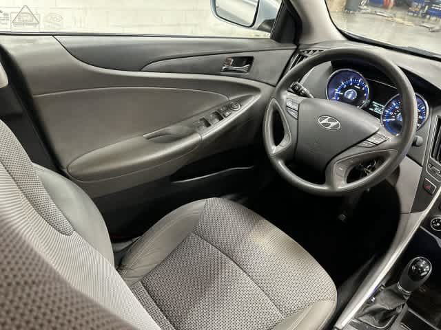 2013 Hyundai Sonata photo 12 of 31