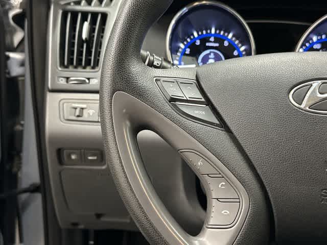 2013 Hyundai Sonata photo 17 of 31