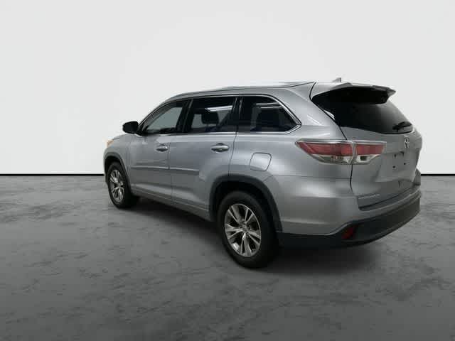 2014 Toyota Highlander XLE Silver Sky Metallic at Lone Star Chevrolet