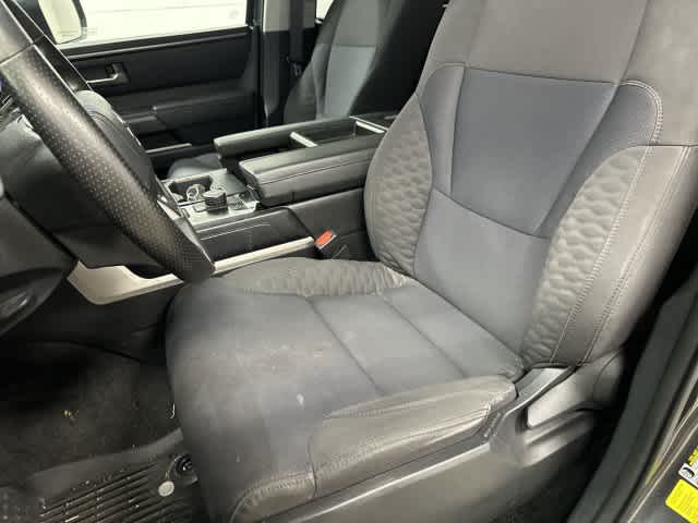 2024 Toyota Tundra photo 10 of 32