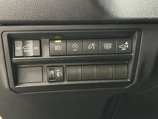 2024 Toyota Tundra photo 19 of 32